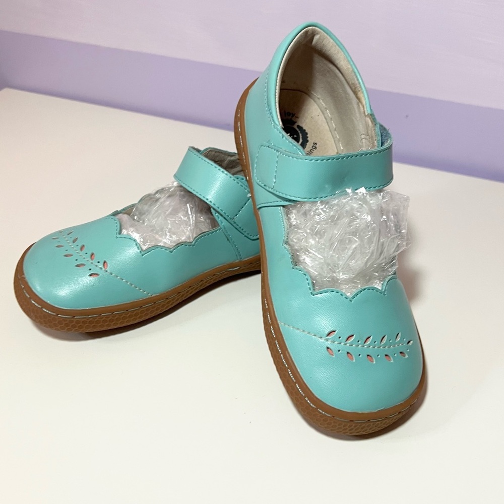 Livie and Luca, Mary janes, robins egg blue size 1
